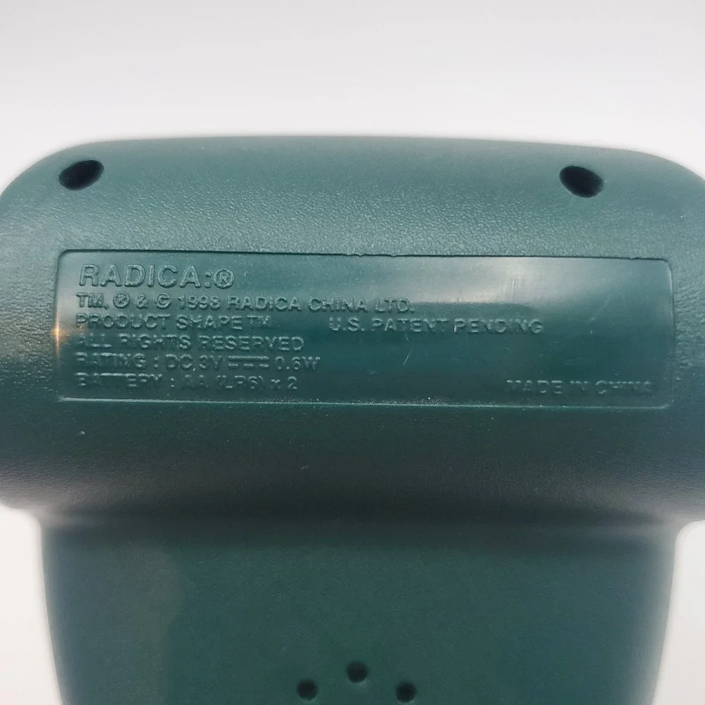 VTG Radica Sport Bass Fishin' Electronic Handheld Game 1998- TESTED - WORKING